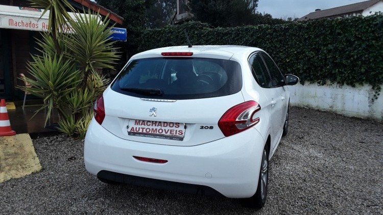 Peugeot 208 Allure