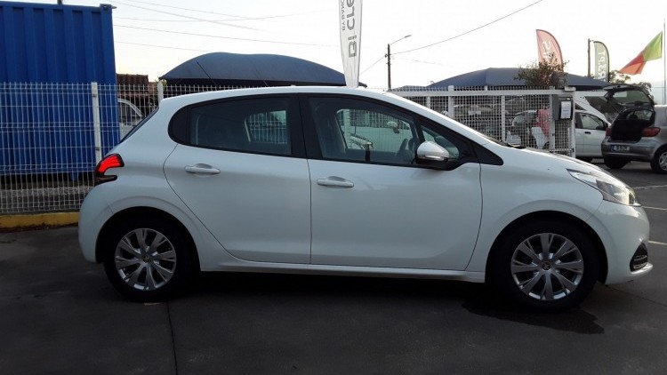 Peugeot 208 ACTIVE